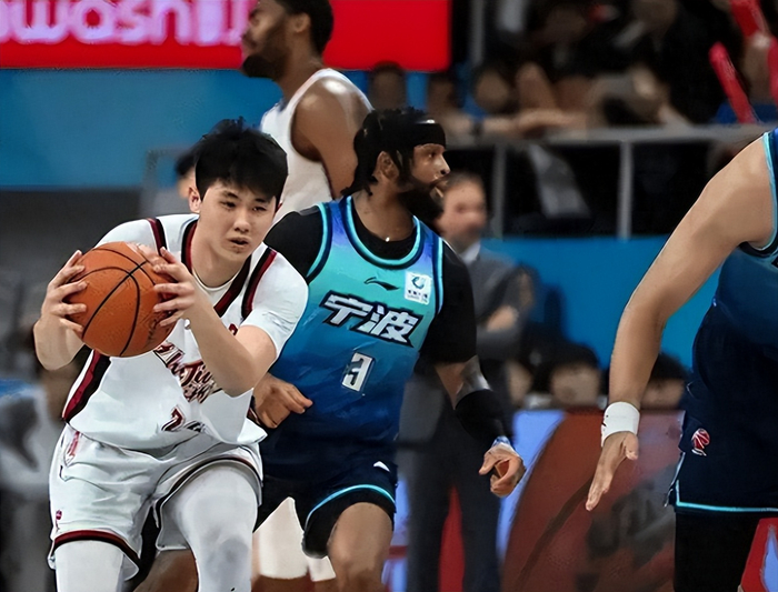 李悦洲加时准绝杀助浙江横扫宁波，年轻球员命